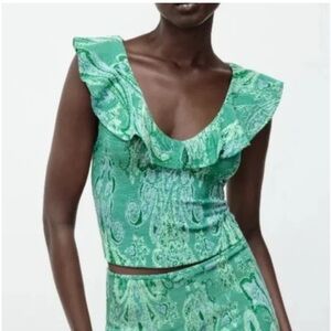 Zara Tapestry Plunge Cropped Blouse In Sage Paisley‎ Print Size Small